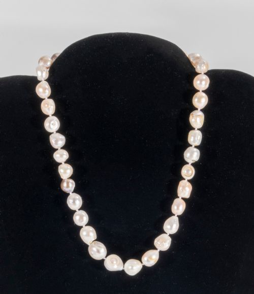 Boroque Pearl Necklace.