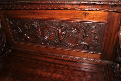 WONDERFUL GARVED WALNUT HALL SEAT - ADDITIONAL PHOTO 1