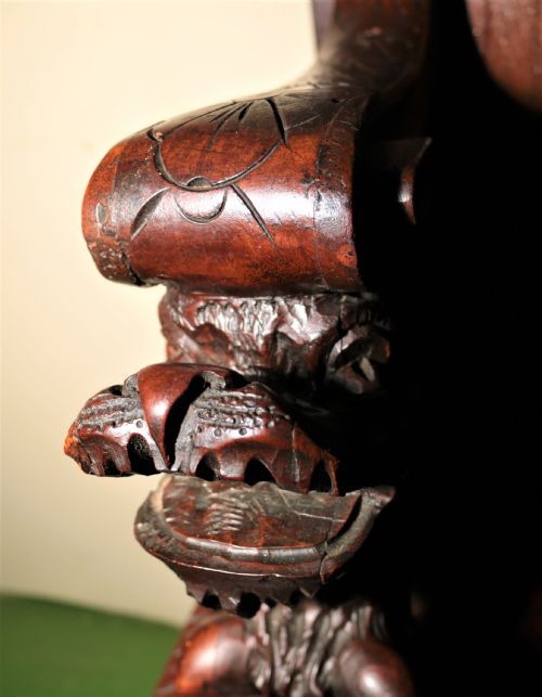 WONDERFUL GARVED WALNUT HALL SEAT - ADDITIONAL PHOTO 9