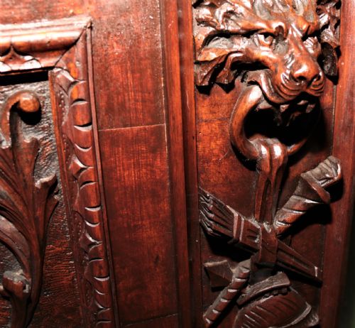WONDERFUL GARVED WALNUT HALL SEAT - ADDITIONAL PHOTO 23