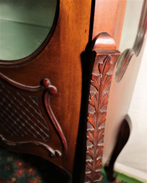 FRENCH STYLE DISPLAY CABINET - ADDITIONAL PHOTO 11