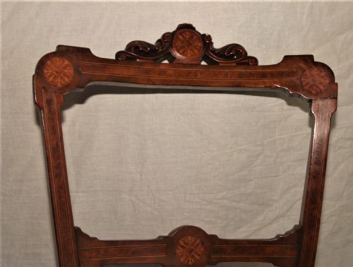 4 VICTORIAN WALNUT CHAIRS - ADDITIONAL PHOTO 1