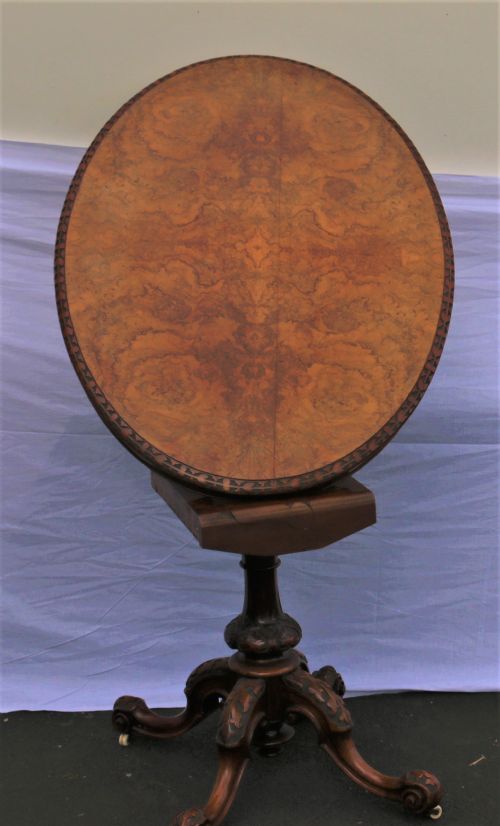 Victorian Walnut Loo Table.