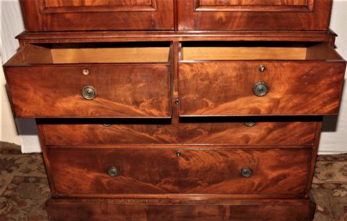 MAHOGANY PRESSVICTORIAN - ADDITIONAL PHOTO 3
