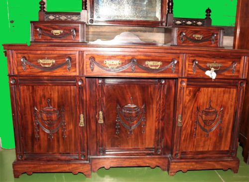 VICTORIAN DRESSING TABLE AND BEDSIDE CABINET - ADDITIONAL PHOTO 3