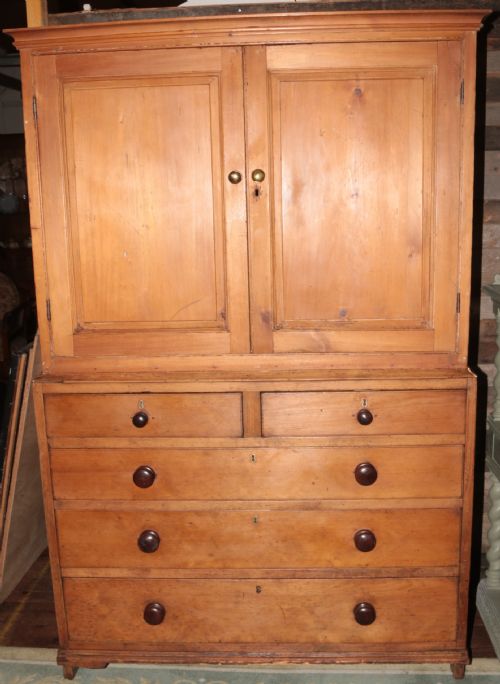 Victorian Pine Press.