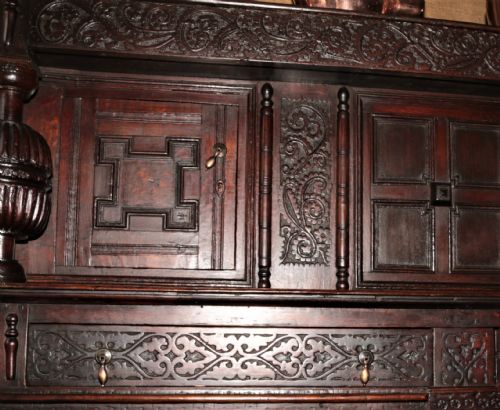 PERIOD OAK COURT CUPBOARD CIRCA 15801600 - ADDITIONAL PHOTO 13