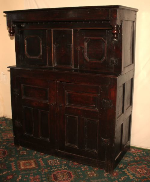 PERIOD OAK COURT CUPBOARD - ADDITIONAL PHOTO 3