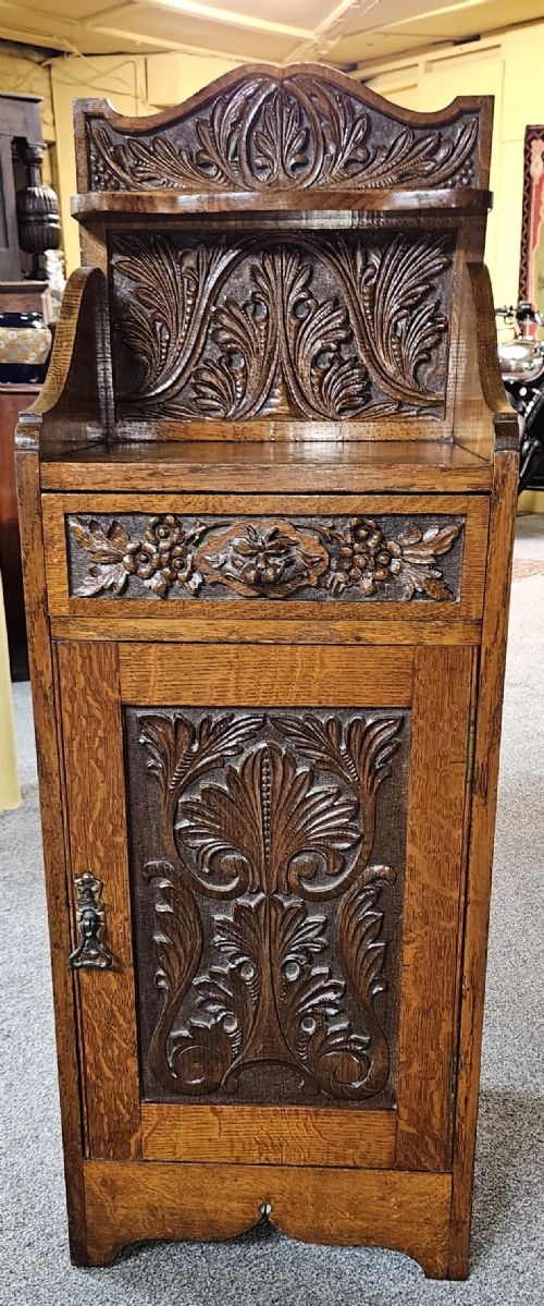 Oak Bedside Cabinet