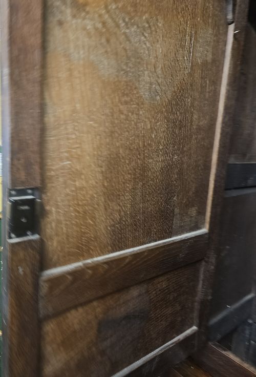 PERIOD OAK LIVERY CUPBOARD - ADDITIONAL PHOTO 2