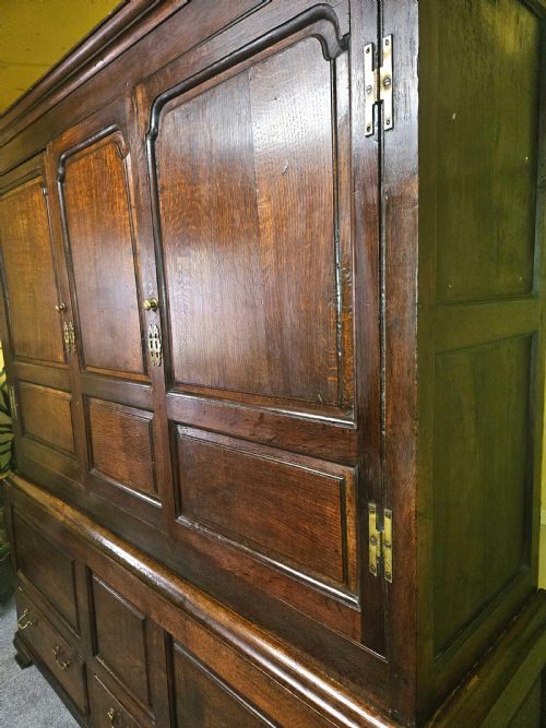 PERIOD OAK LIVERY CUPBOARD - ADDITIONAL PHOTO 5