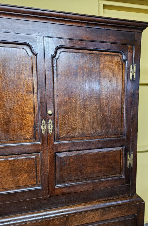 PERIOD OAK LIVERY CUPBOARD - ADDITIONAL PHOTO 7