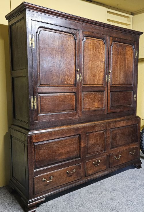 PERIOD OAK LIVERY CUPBOARD - ADDITIONAL PHOTO 12