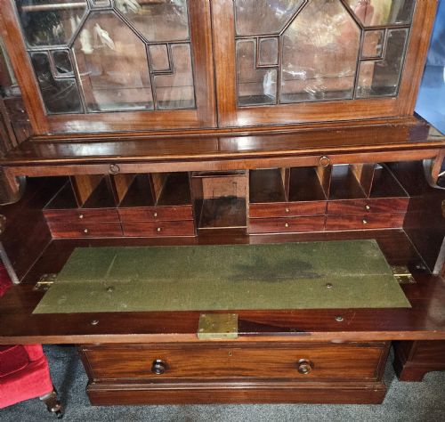 GEORGIAN MAHOGANY SECRETARY BOOKCASE - ADDITIONAL PHOTO 8