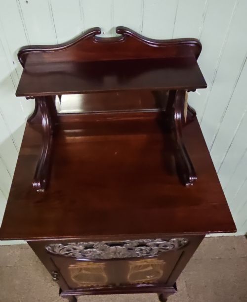 A RARE MUSIC CABINET - ADDITIONAL PHOTO 5