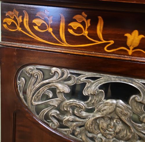A RARE MUSIC CABINET - ADDITIONAL PHOTO 12