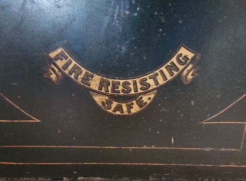 SAFE VICTORIAN IRON - ADDITIONAL PHOTO 5