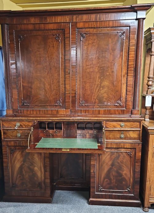 WILLIAM IV MAHOGANY SECRETARY BOOKCASE - ADDITIONAL PHOTO 3