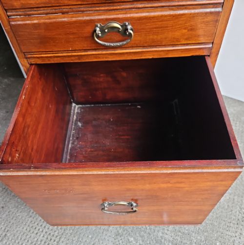MUSIC CABINET - ADDITIONAL PHOTO 3