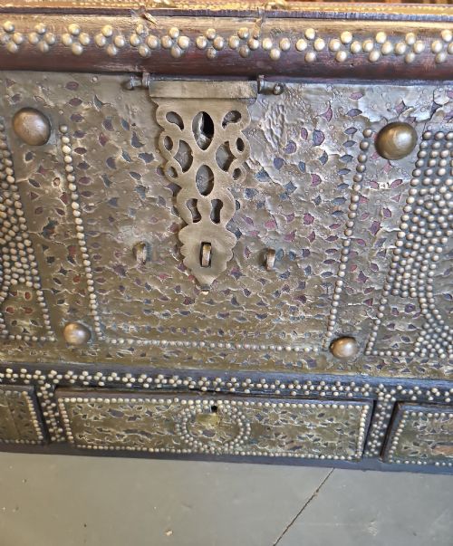 ZINIBAR CHEST MID VICTORIAN - ADDITIONAL PHOTO 5