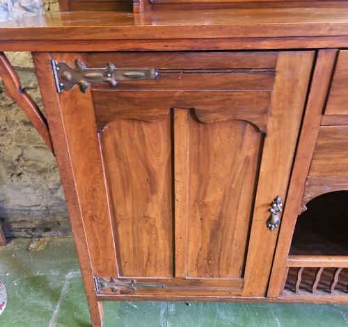 ARTS AND CRAFTS SIDEBOARD - ADDITIONAL PHOTO 4