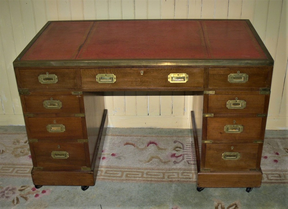 Campain desk