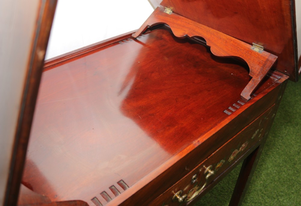 Metamorphic music table. View XIV