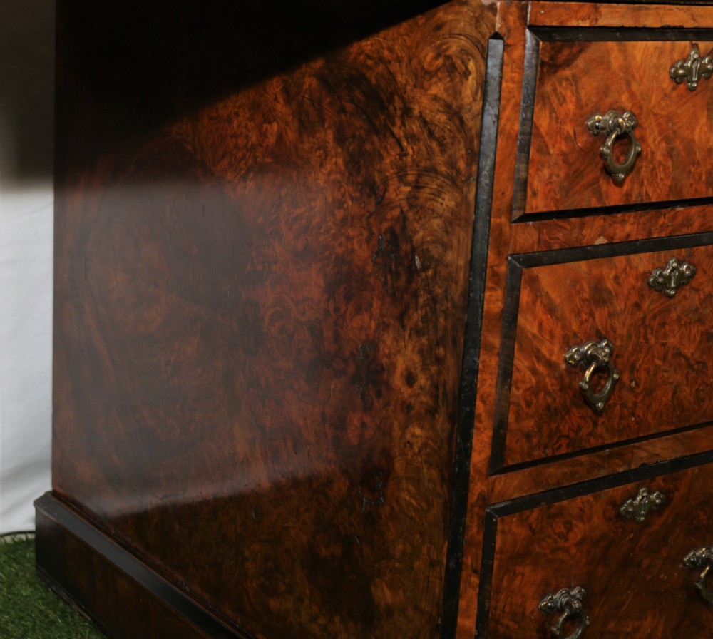 Aesthetic period walnut desk. View VIII