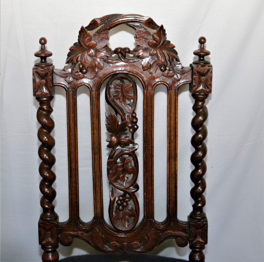 Apair of Victorian side or hall chairs. View III