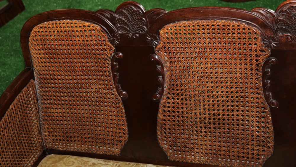 Bergere couch. View VII