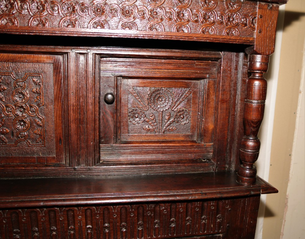 Period oak court cupbourd View X