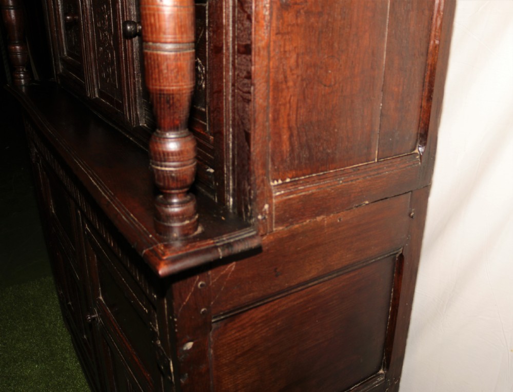 Period oak court cupbourd View XI