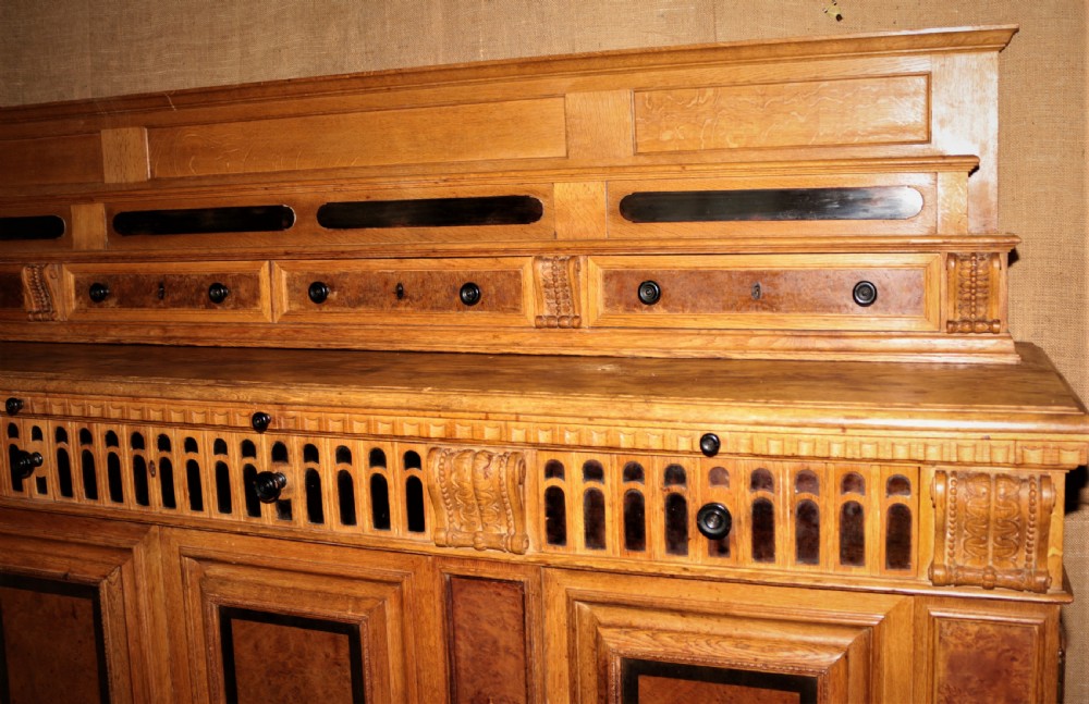 An oak Arts and Crafts sideboard. View V