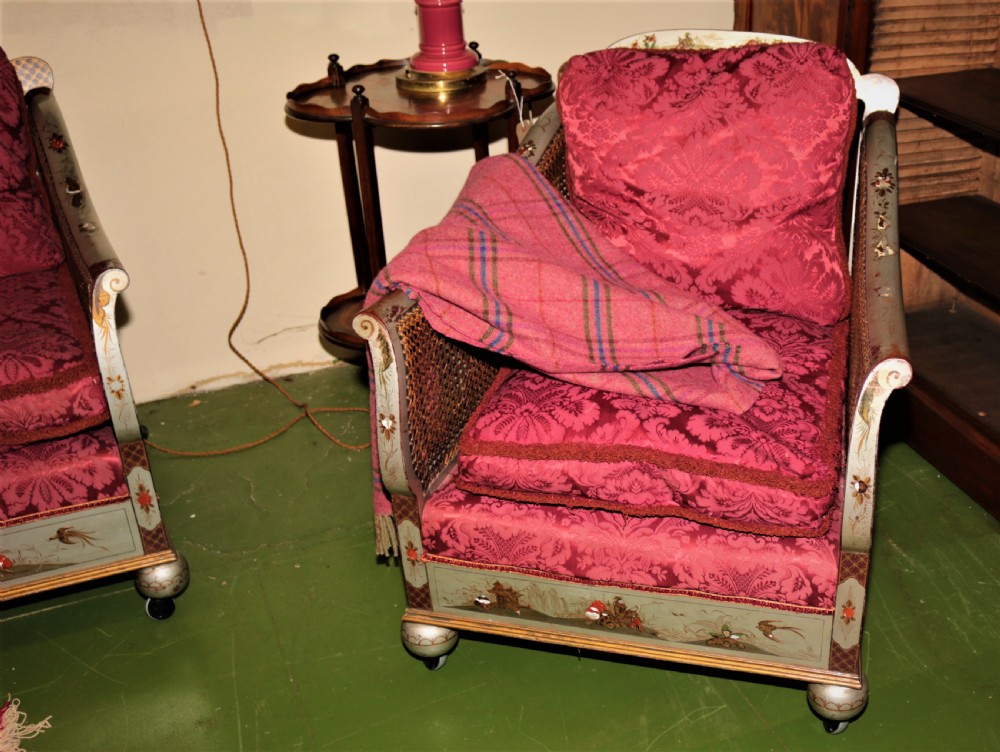 Japanese lacquer Bergere suite. View VI