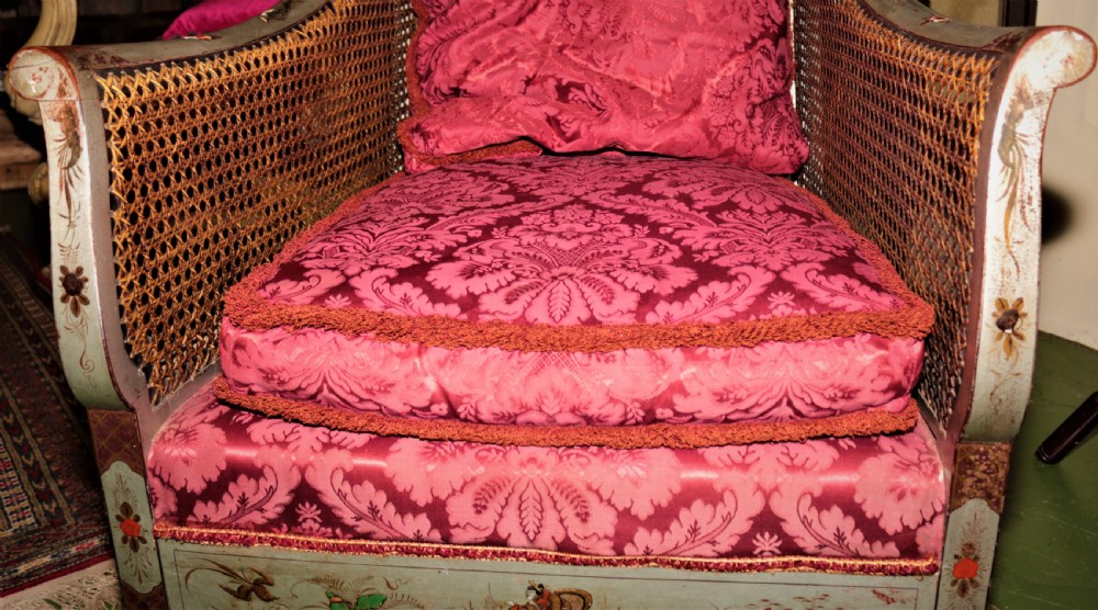 Japanese lacquer Bergere suite. View XII