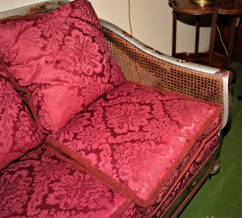 Japanese lacquer Bergere suite. View XIV