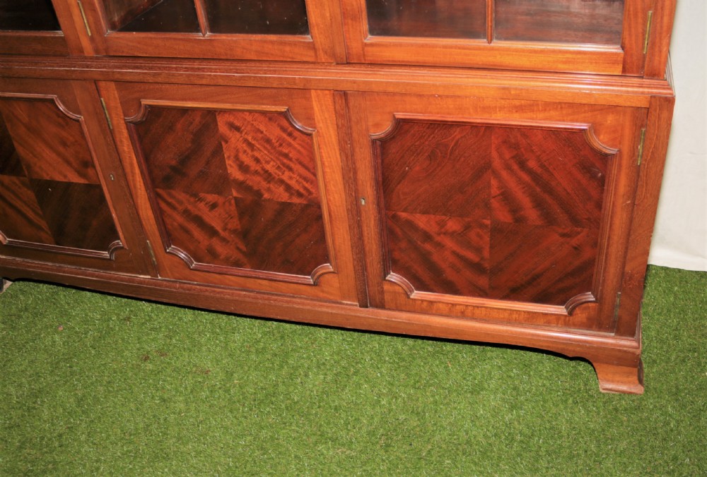 Mahogany 3 door display cabinet. View II