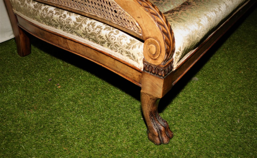 A quality Bergere suite View VIII