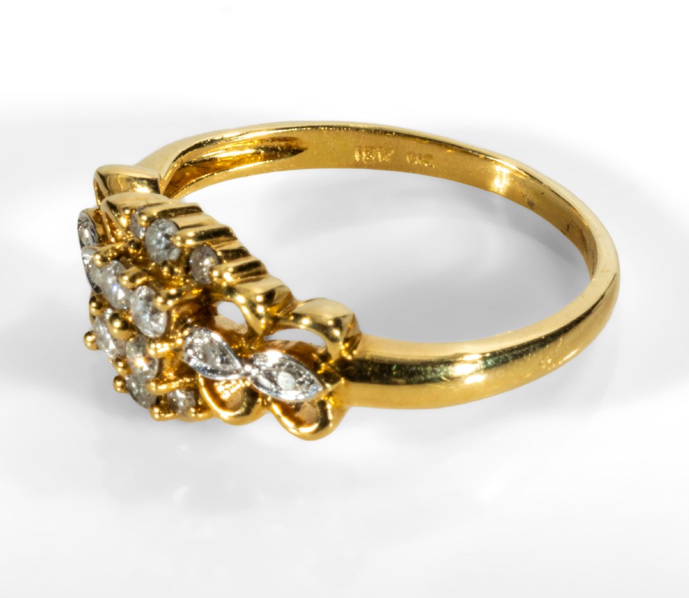 Very pretty diamond ring. View III