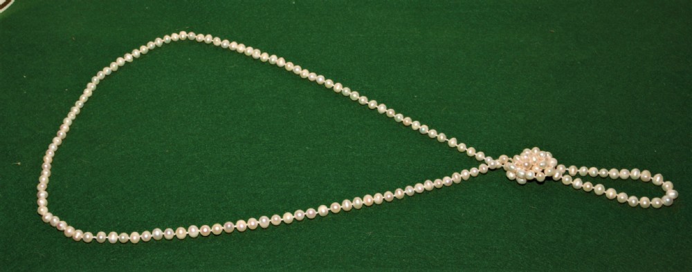 A long string of pearls View II
