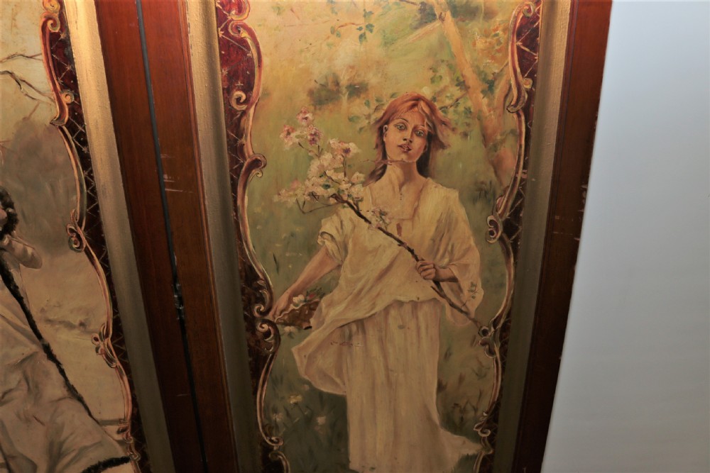 3 fold ladies dressing screen. View V