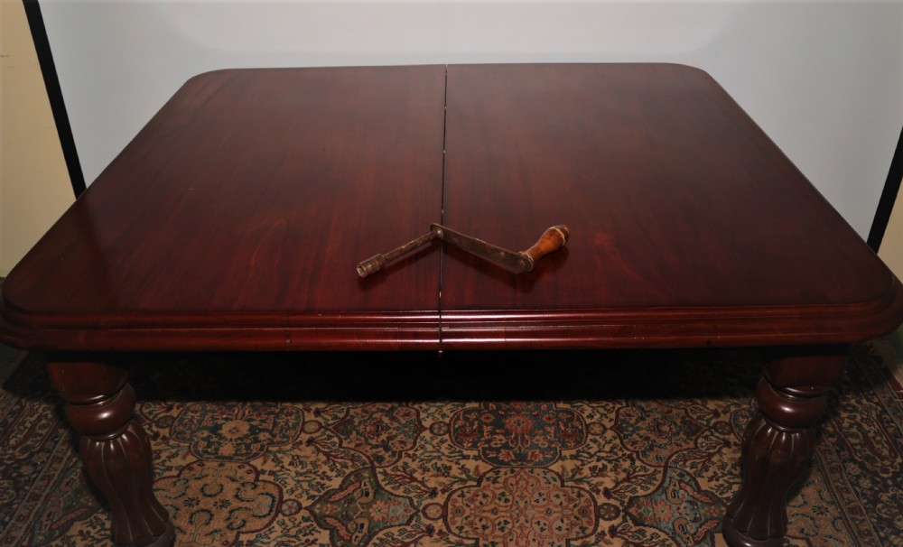 Victorian mahogany dining table.