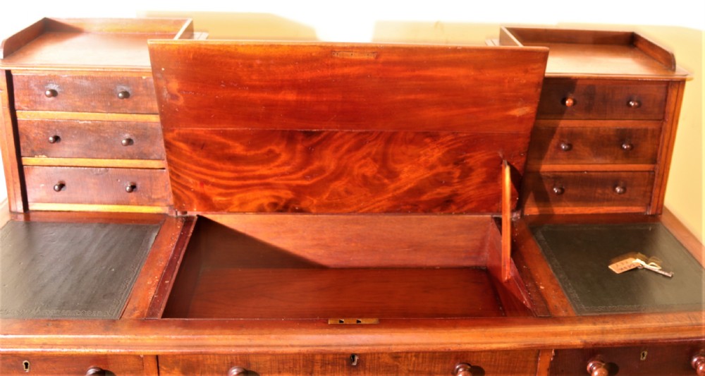 Victorian mahogany Dickins desk. View VIII
