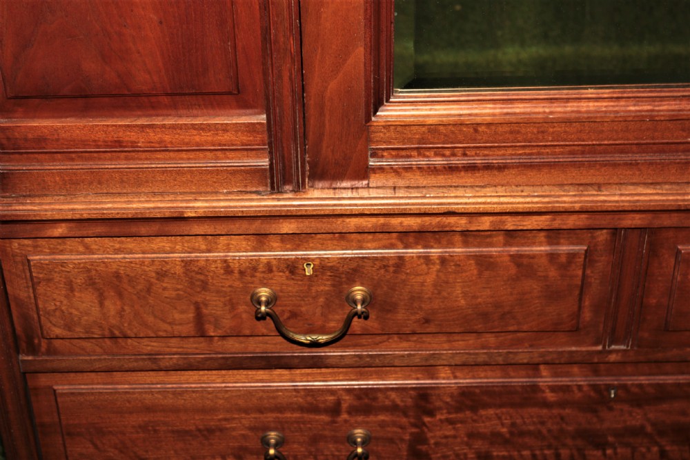 Late Victorian wardrobe. View VIII