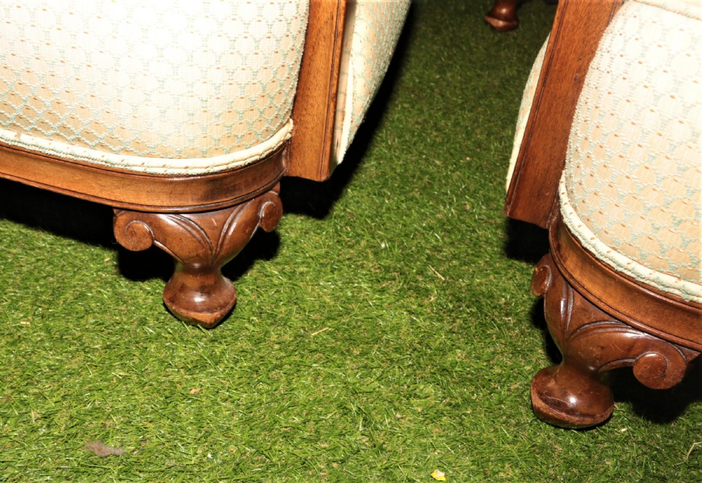 Bergere 3 piece suite. View VIII