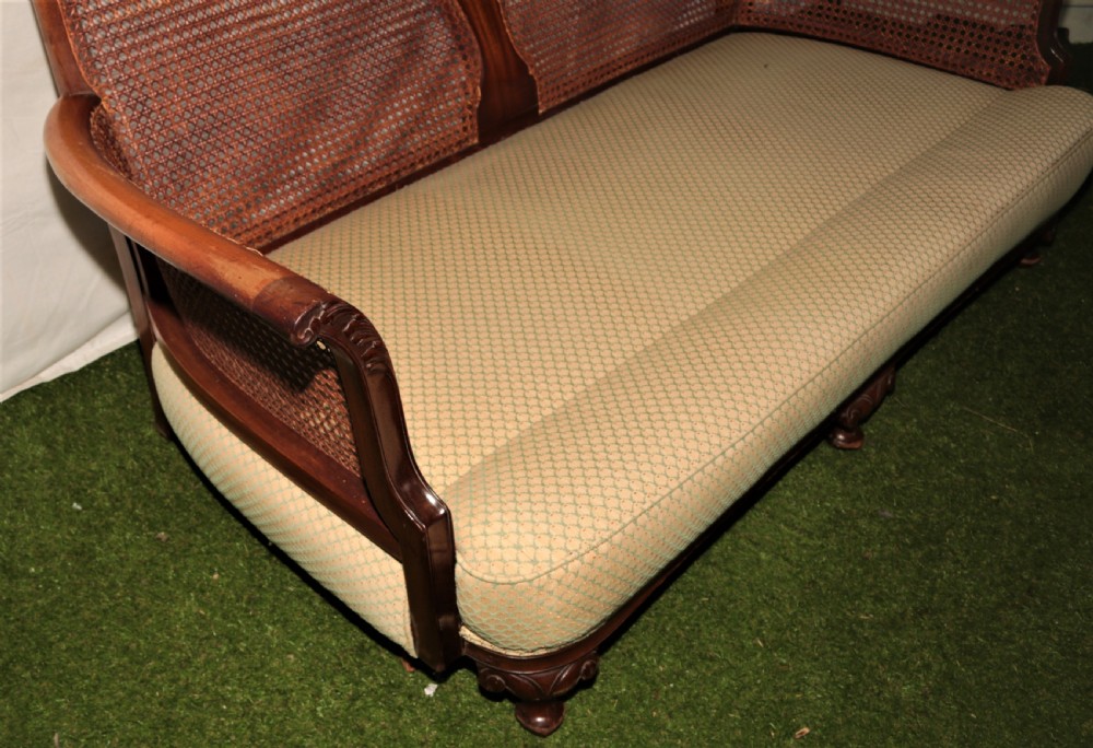 Bergere 3 piece suite. View IX
