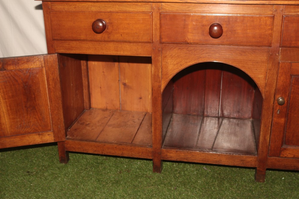 Oak Welch dresser View II