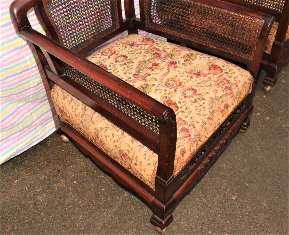 Bergere 3pc suite. View III