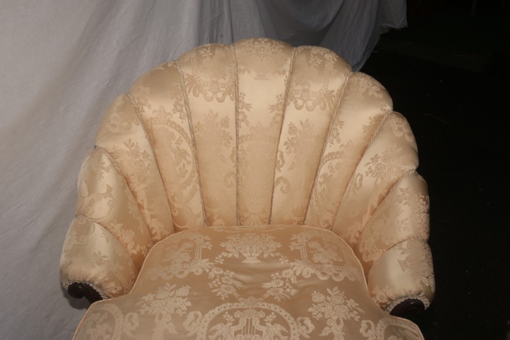 victorian day bed. View V