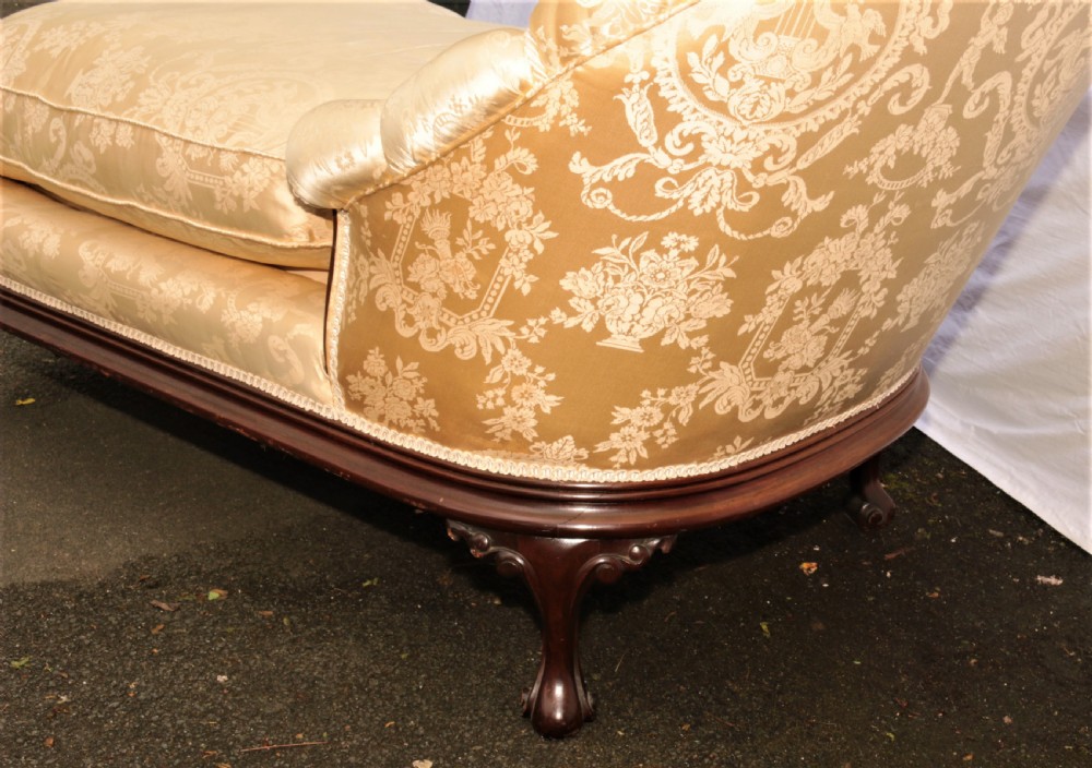 victorian day bed. View VI